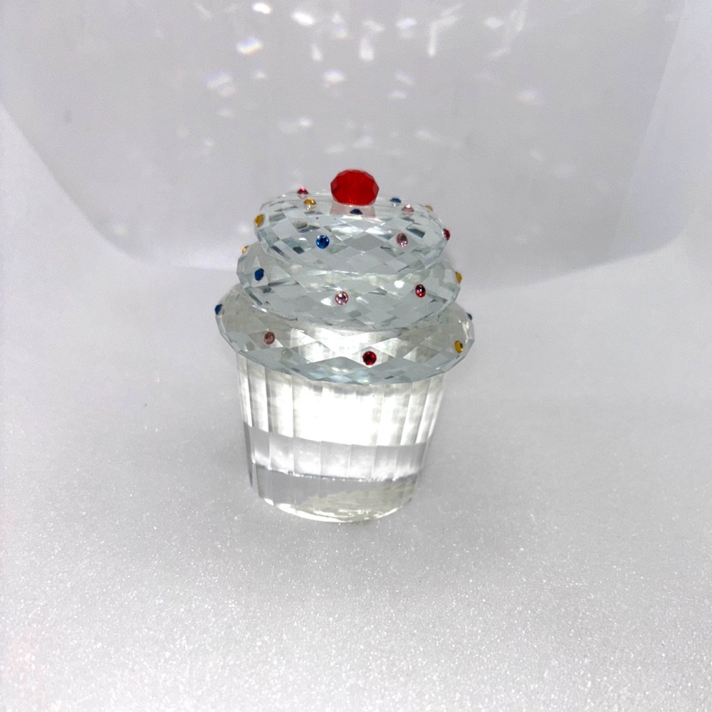 SIMON DESIGN CRYSTAL 4" CUPCAKE Decorated with Multi Colored RHINESTONES